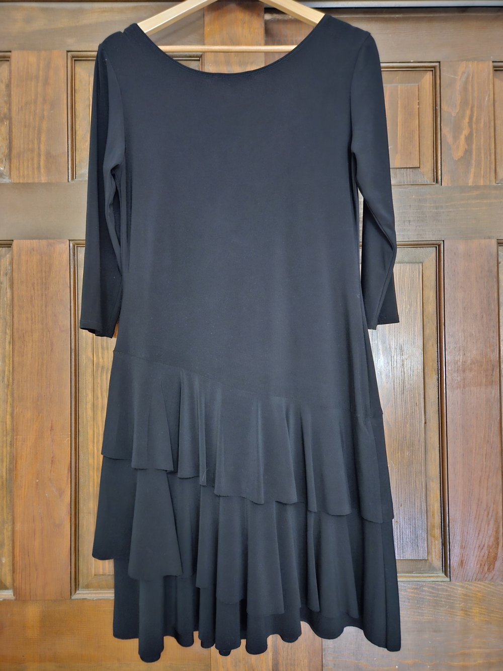 Tiana B. Black Tiered Ruffle Long Sleeve Midi Dress